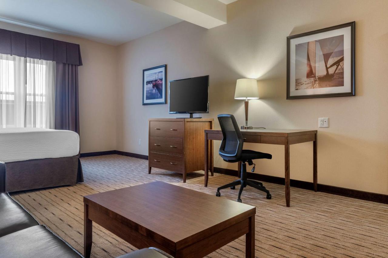 Best Western Plus, Bathurst Hotel & Suites Exterior foto