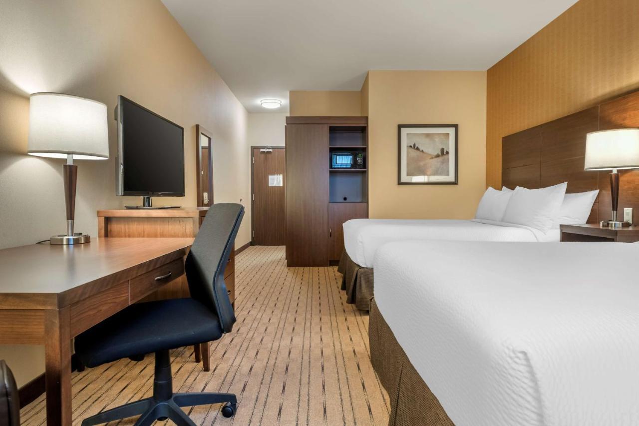 Best Western Plus, Bathurst Hotel & Suites Exterior foto