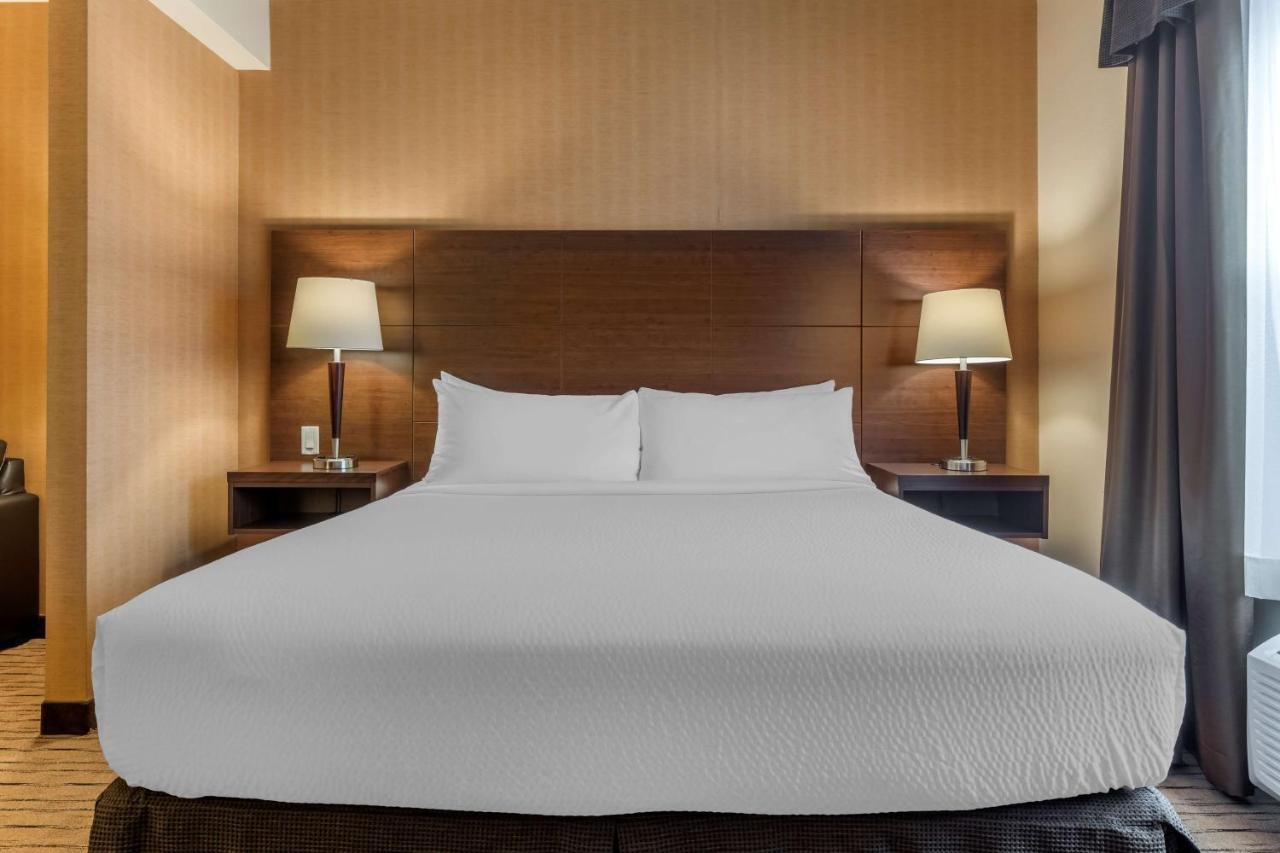Best Western Plus, Bathurst Hotel & Suites Exterior foto