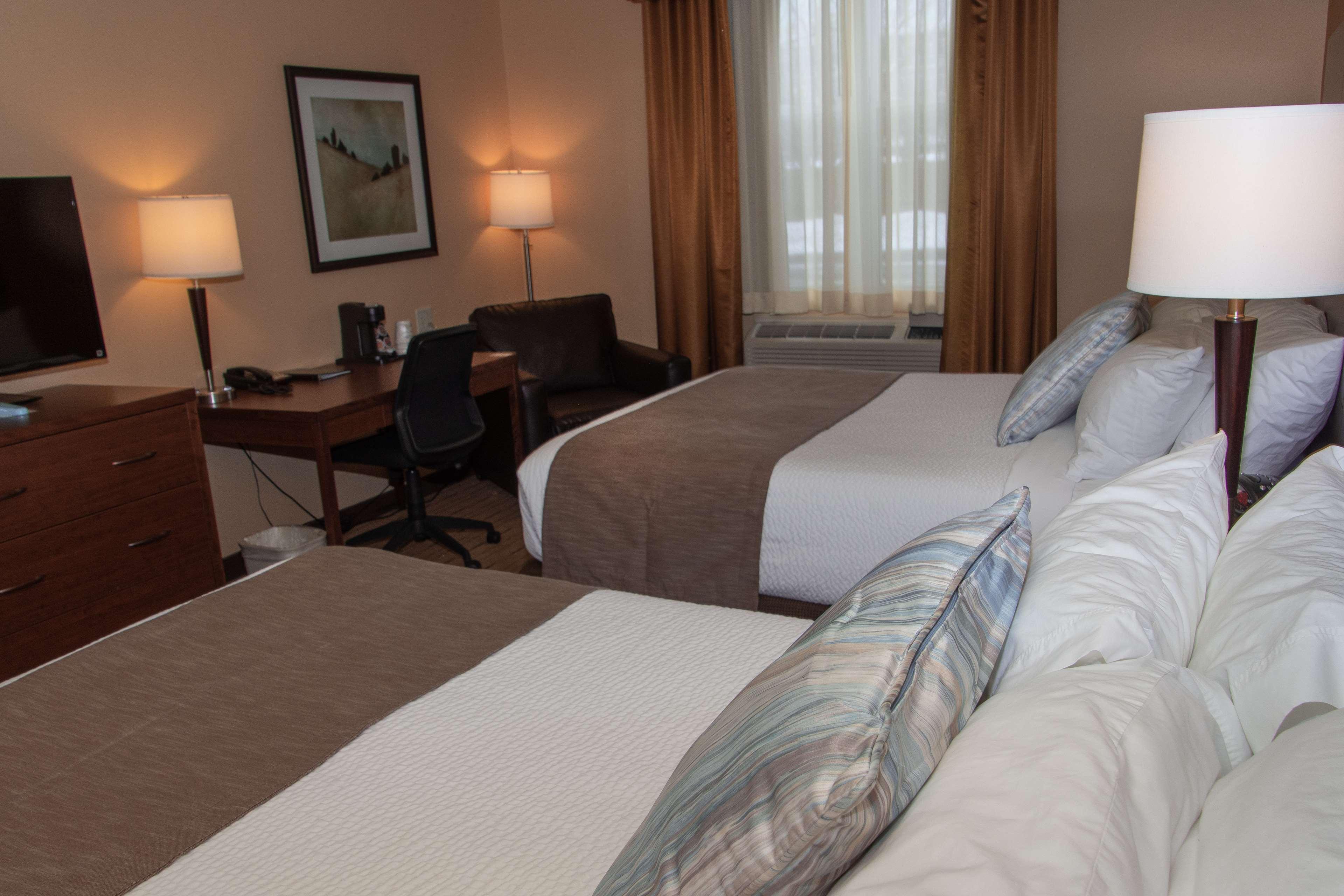 Best Western Plus, Bathurst Hotel & Suites Exterior foto