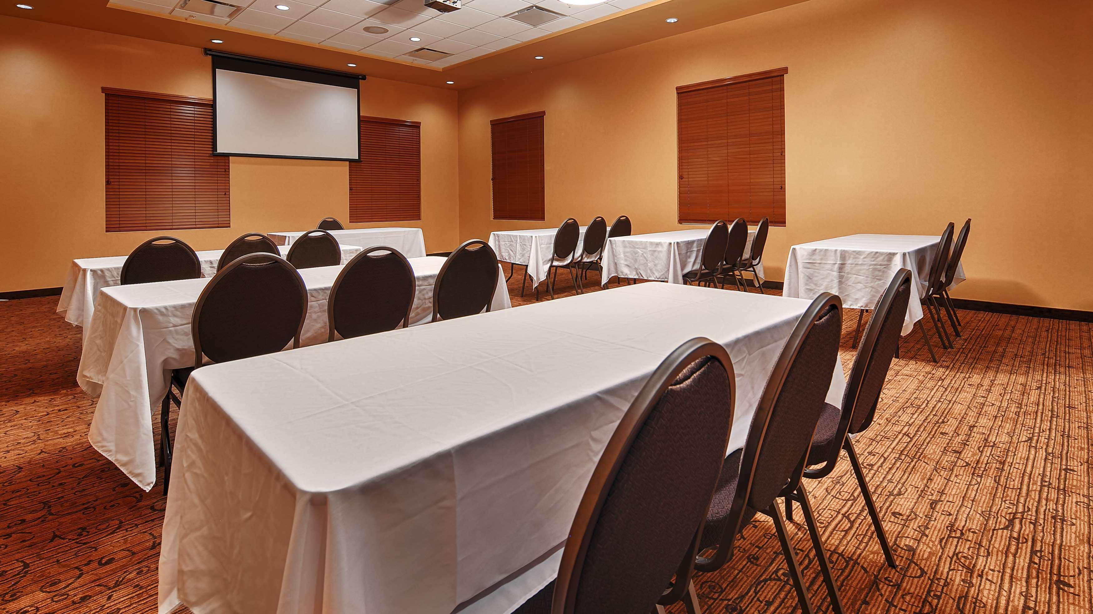 Best Western Plus, Bathurst Hotel & Suites Exterior foto